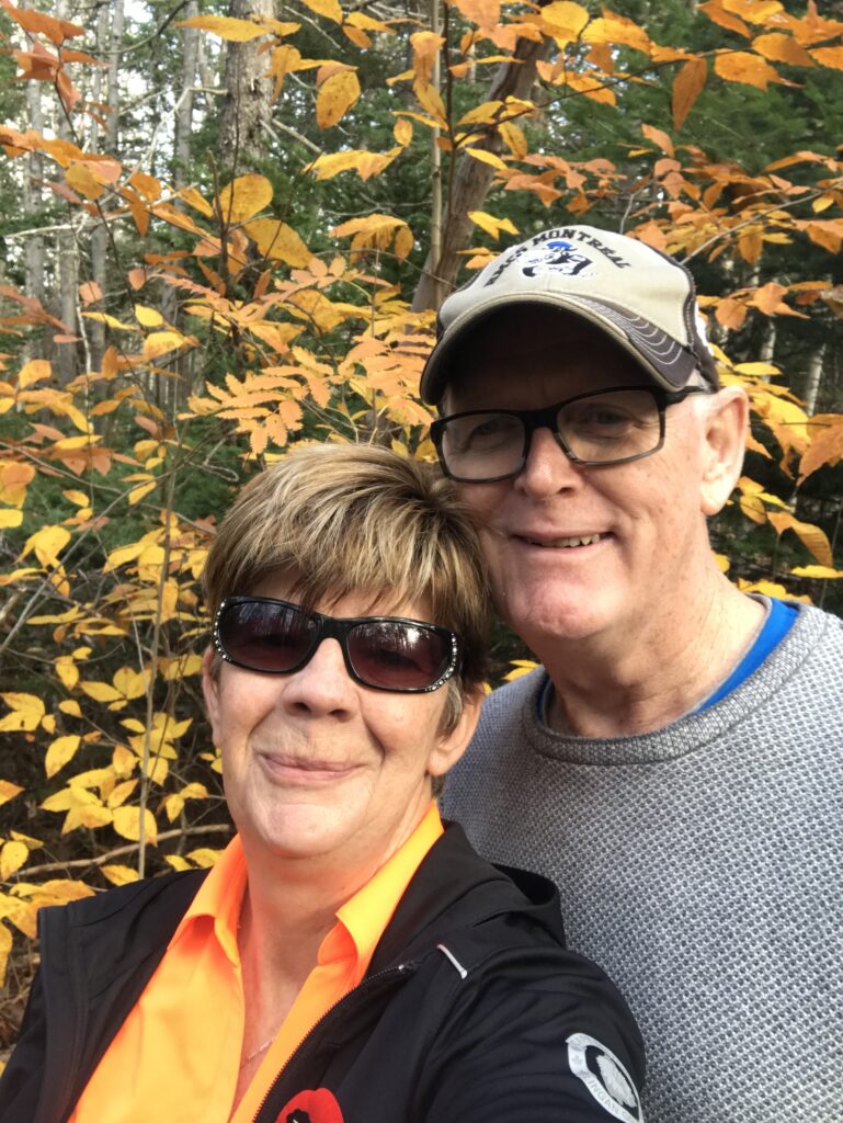 Donna & Dave - Hiking
